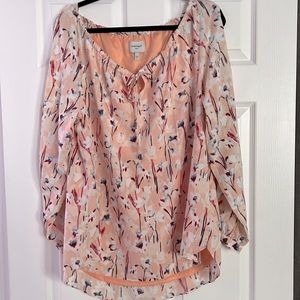 NWOT Beautiful rich coral lined multifloral high-low peasant style self tie top.